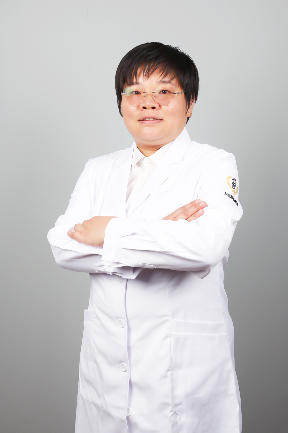 王丹 